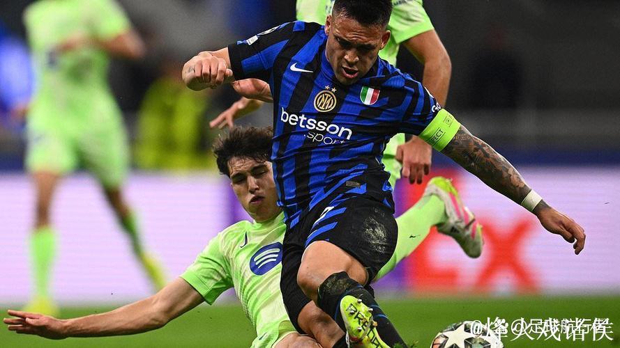 意大利裁判马萨受派执法欧冠第6轮巴萨对法比赛